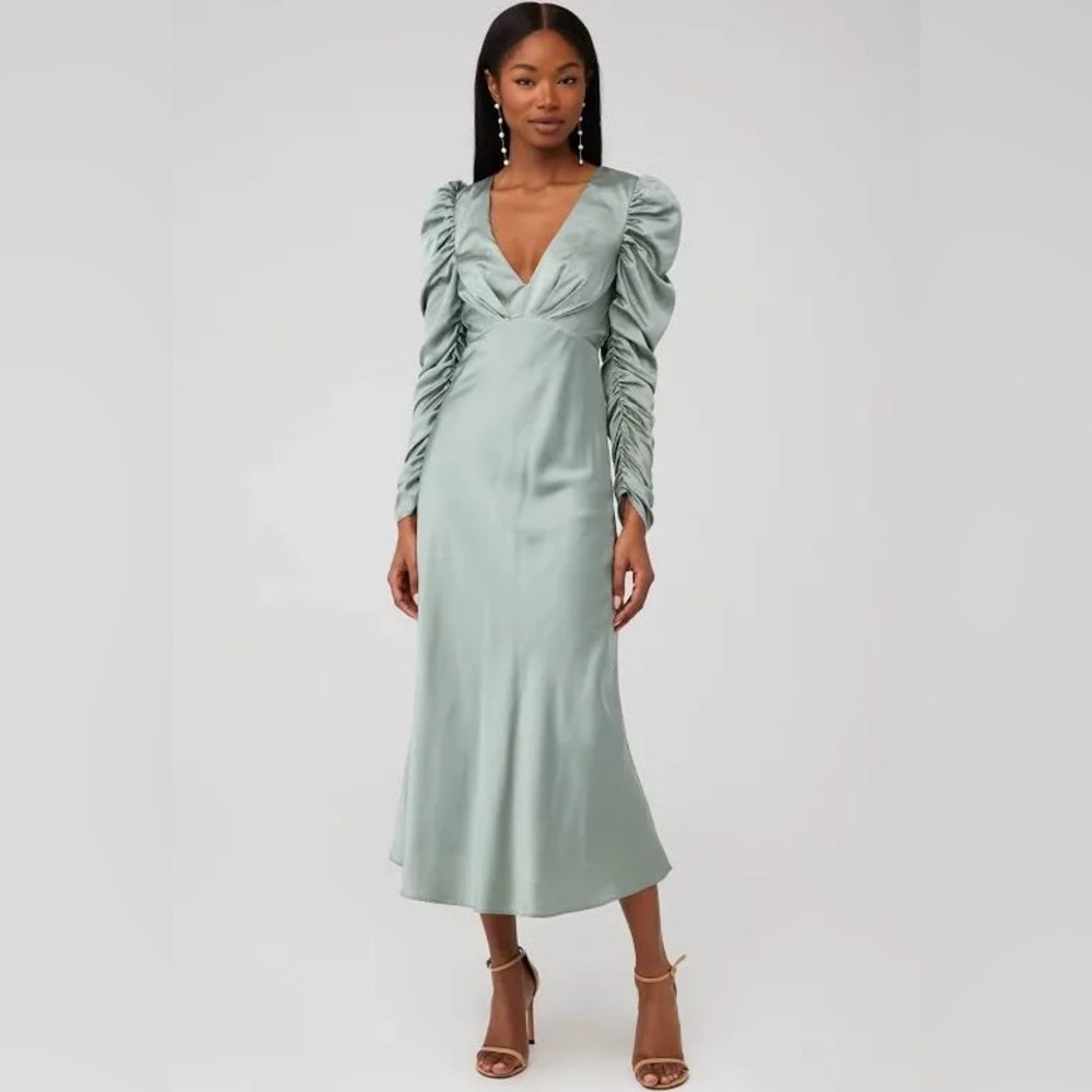 Line & Dot Maya Dress in Sage Green Size M